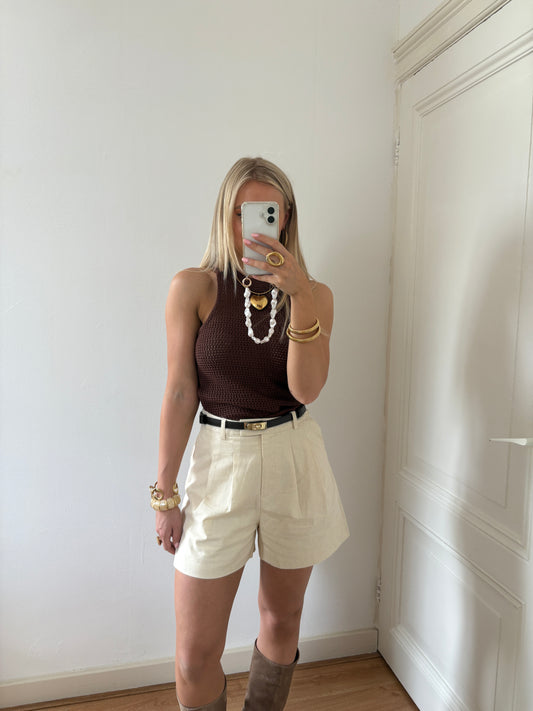 Yasmin linnenlook short