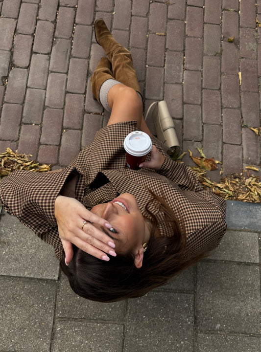 Carmen oversized blazer checkered bruin