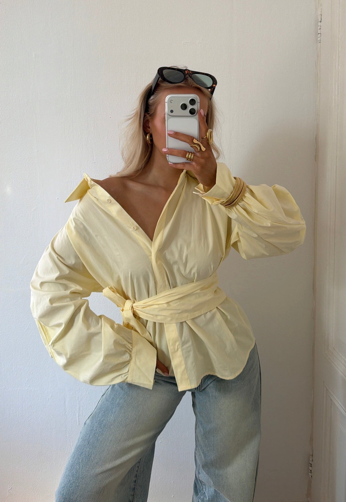 Quincy wrapped blouse geel