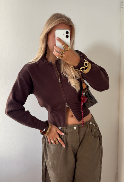 Zip knit bruin