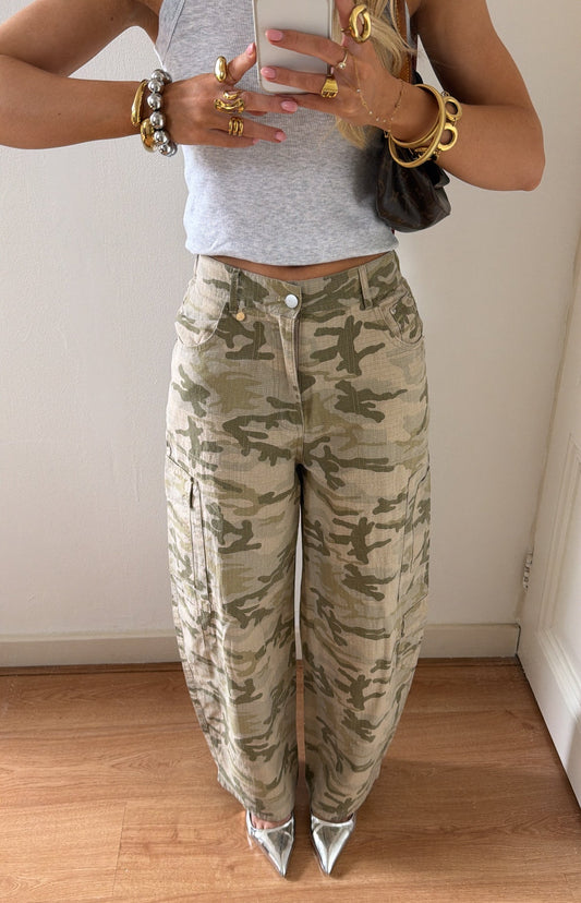 CAMO PARACHUTE PANTS