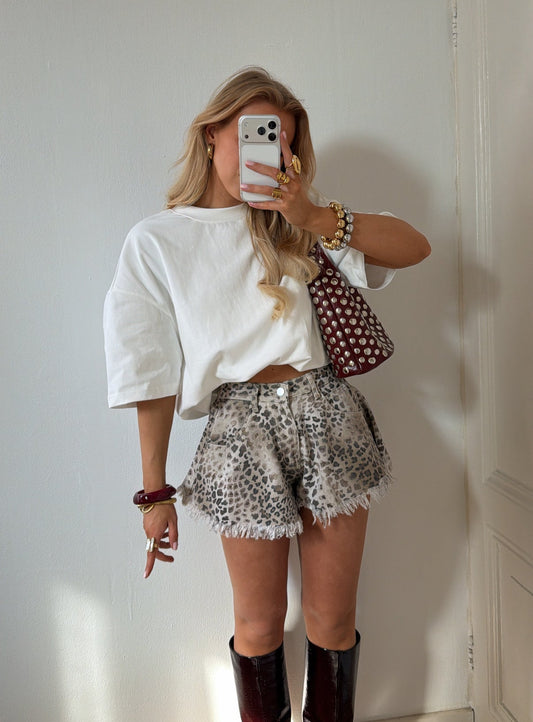 IT GIRL SHORT LEOPARD