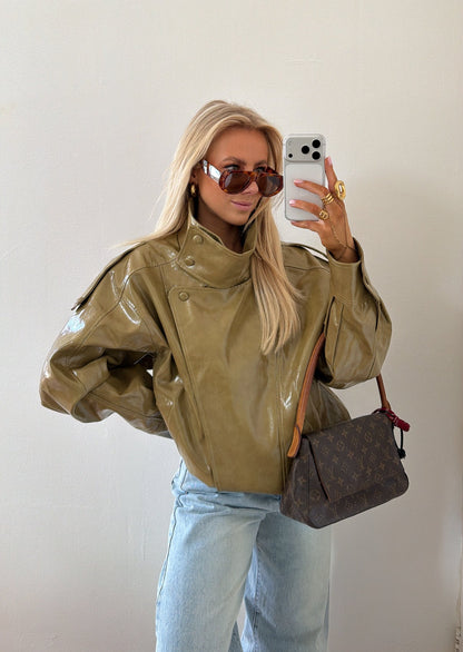 VIRAL JACKET