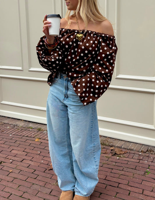 Evi off-shoulder top dots bruin