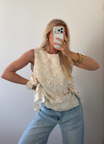BOW SEQUINS TOP