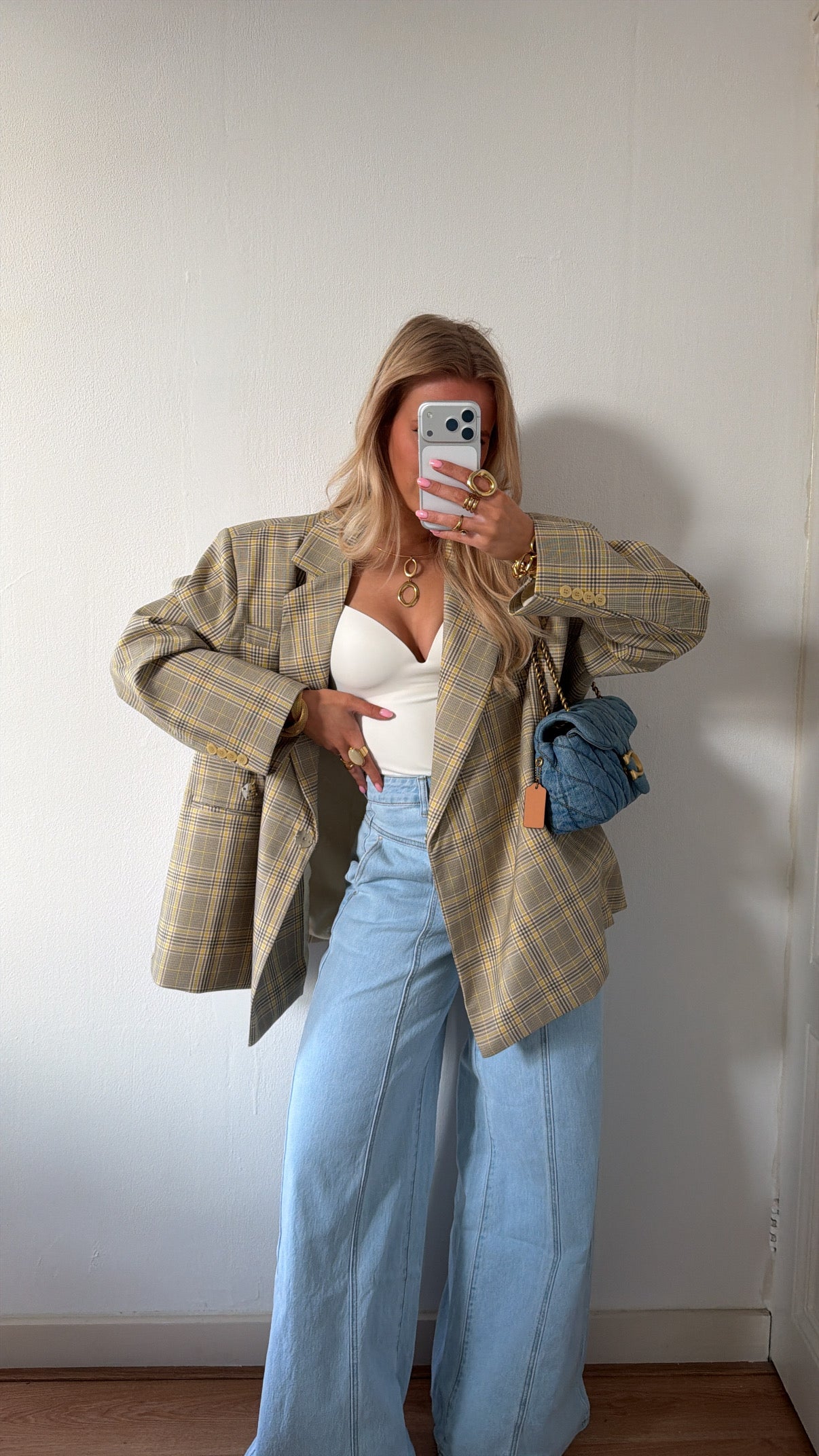 Pre-order Carmen checkered blazer geel