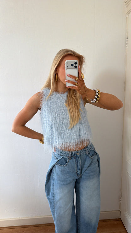 FURRY TOP