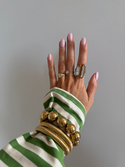 STATEMENT RING