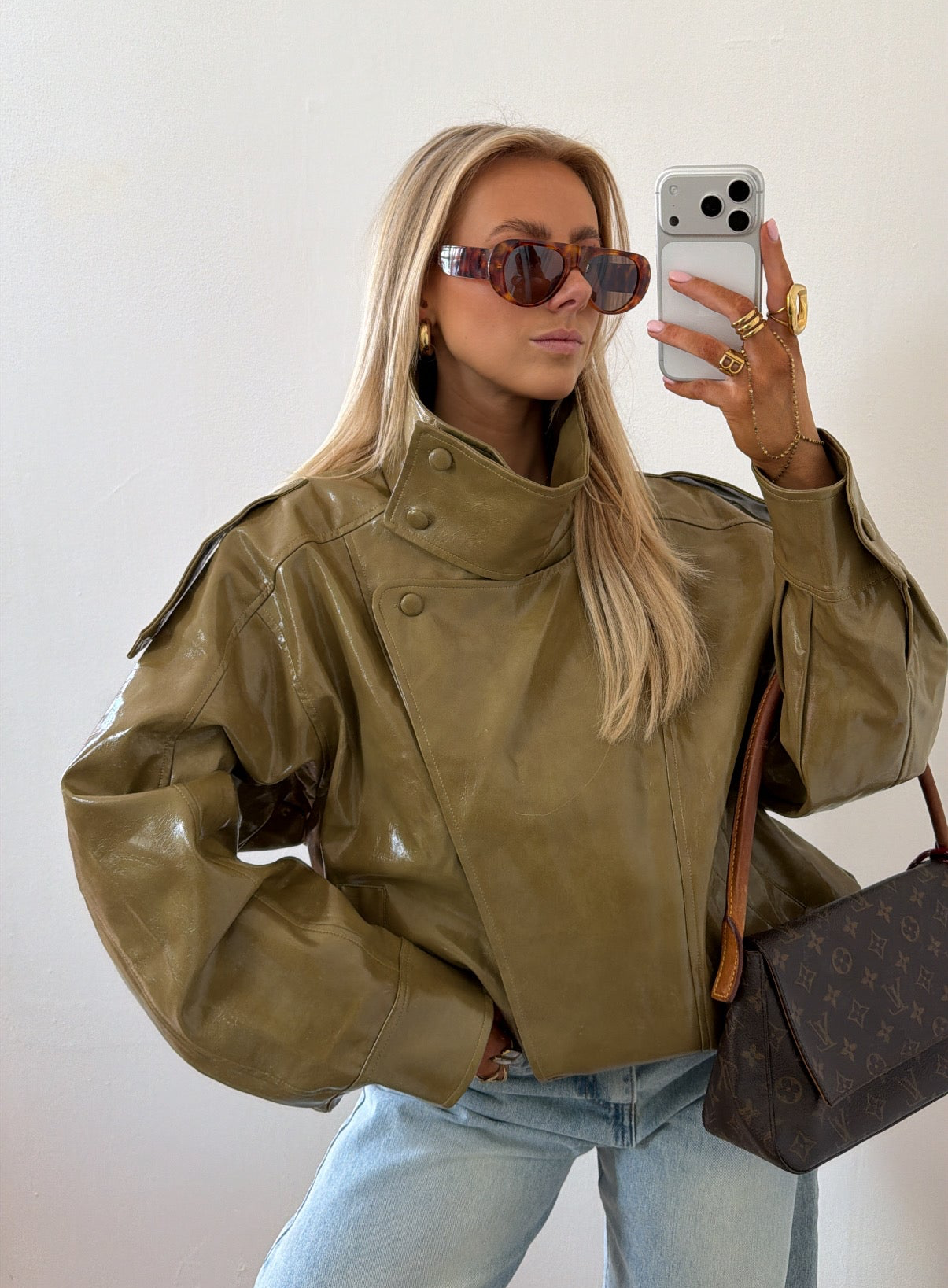 VIRAL JACKET